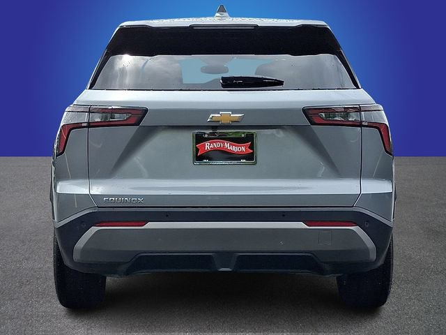 Used 2026 Chevrolet Equinox LT FWD image 5