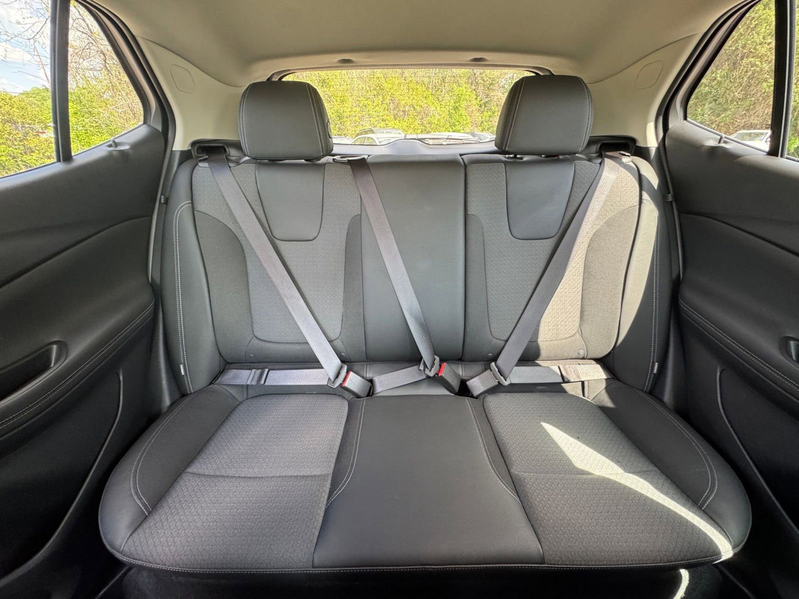 Used 2025 Buick Encore GX Preferred image 34