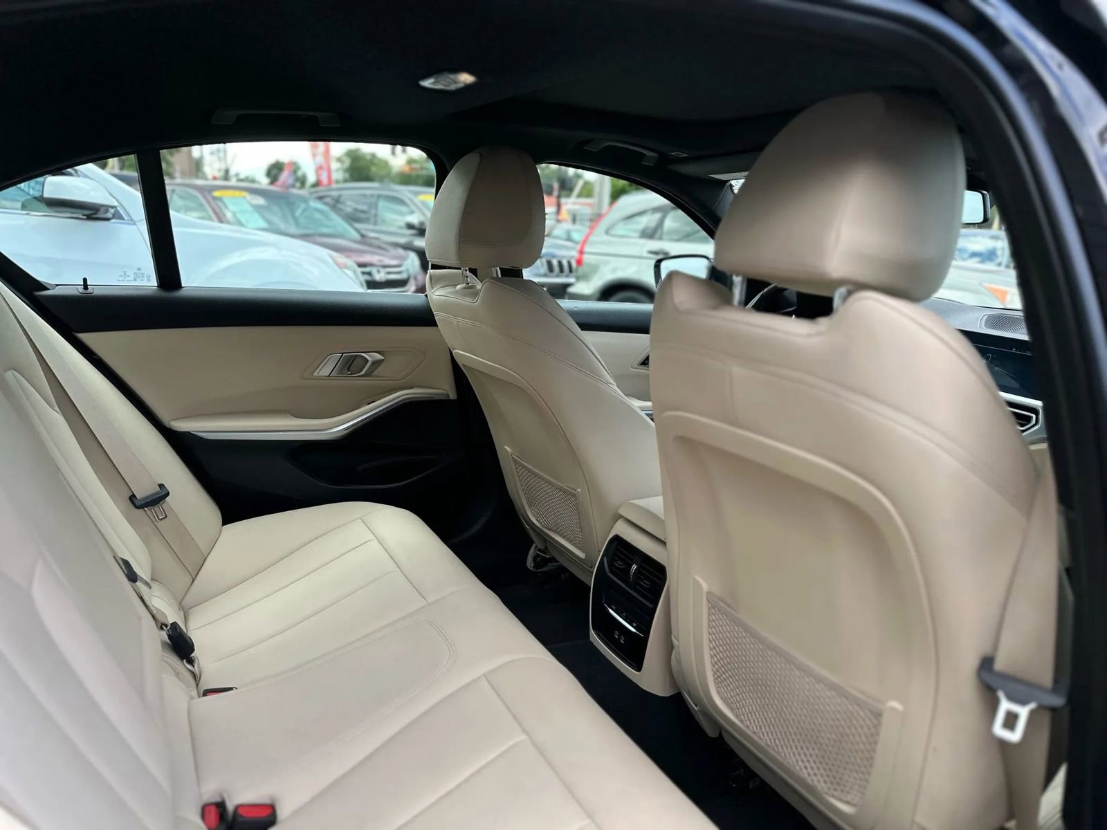 Used 2021 BMW 330i xDrive Sedan w/ Convenience Package image 16