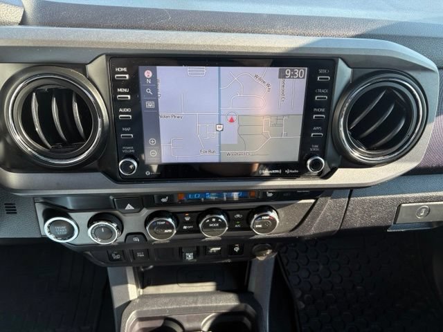 Used 2021 Toyota Tacoma TRD Off-Road AWD/4WD image 29