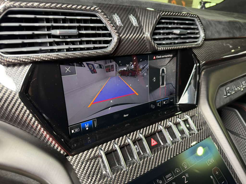 Used 2023 Lamborghini Urus Performante image 25