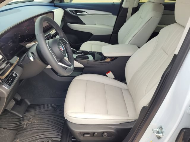Used 2025 Buick Envision Avenir AWD/4WD image 23