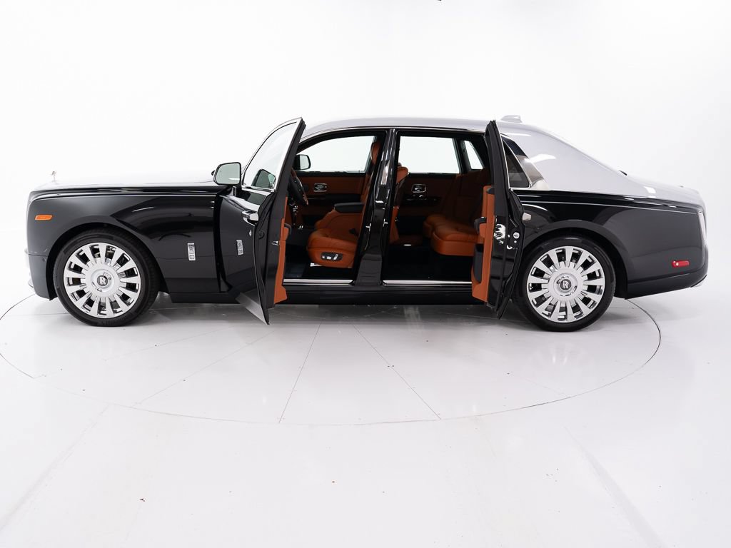Certified 2023 Rolls-Royce Phantom Sedan RWD image 9