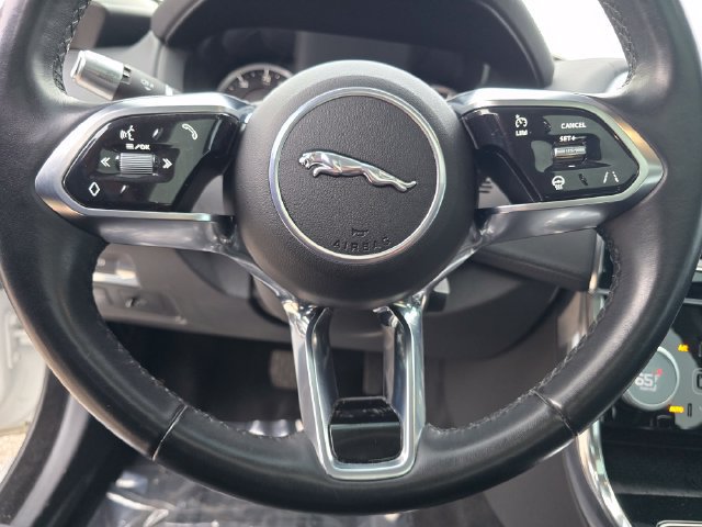 Used 2020 Jaguar XE S AWD/4WD image 38