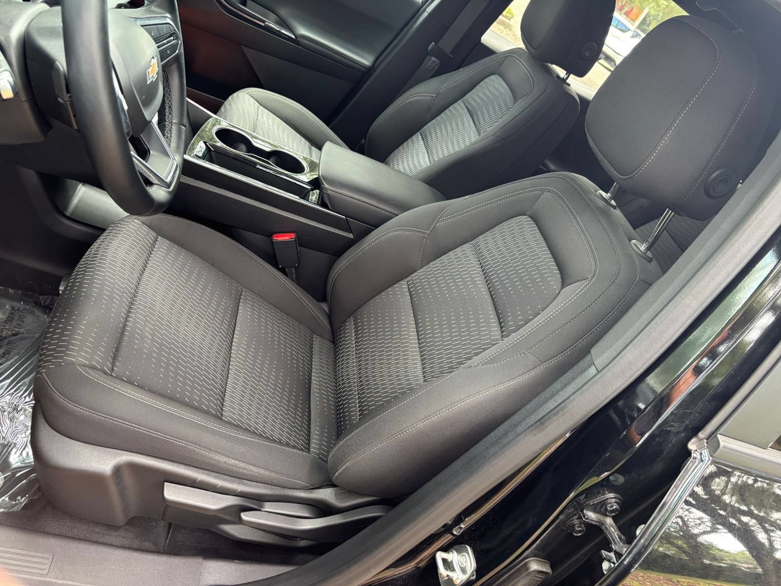 Used 2025 Chevrolet Equinox LT FWD image 35