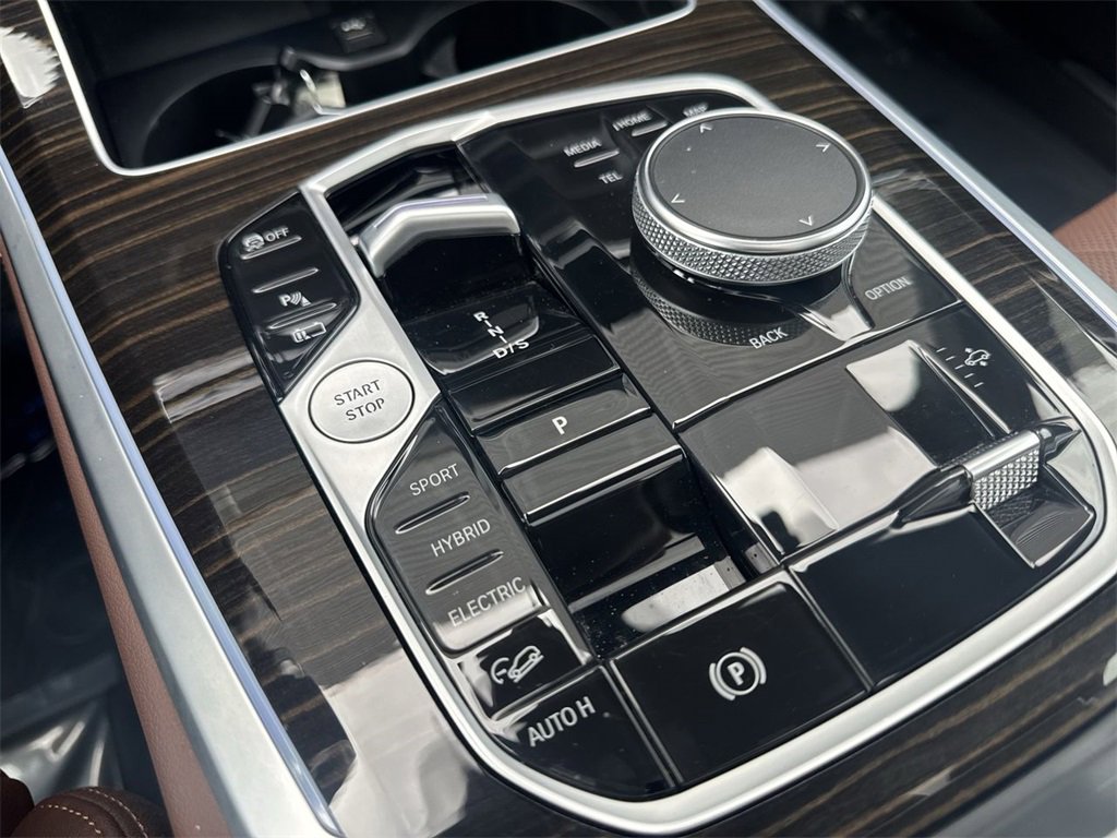 Used 2024 BMW X5 xDrive50e w/ Premium Package image 20