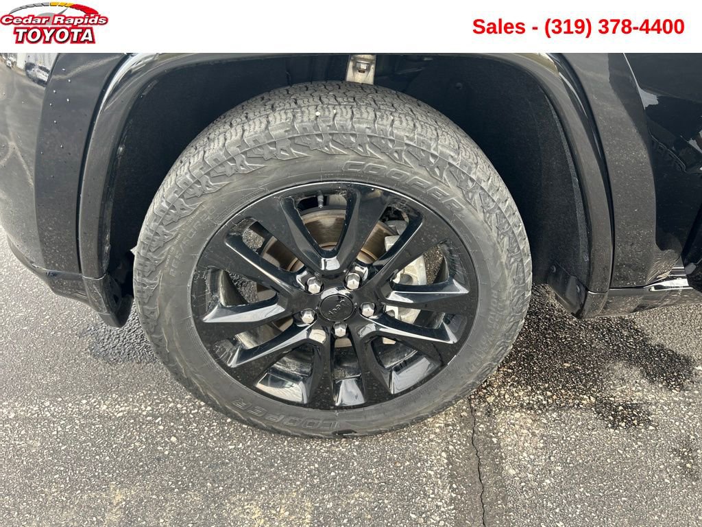 Used 2019 Jeep Grand Cherokee Altitude image 23