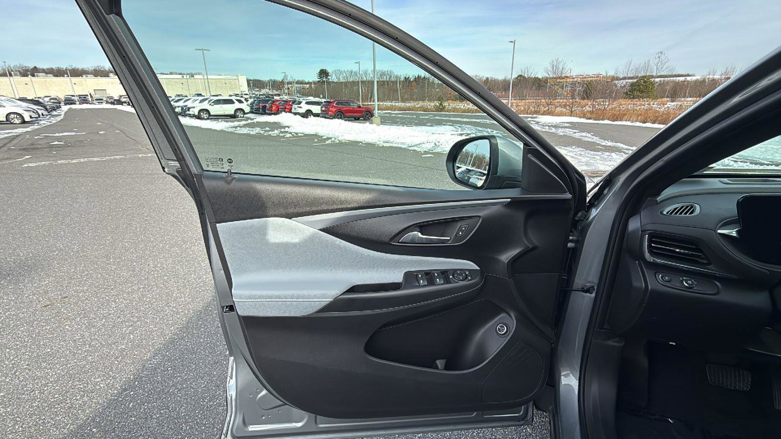 Used 2024 Buick Envista Preferred w/ Convenience I Package image 23