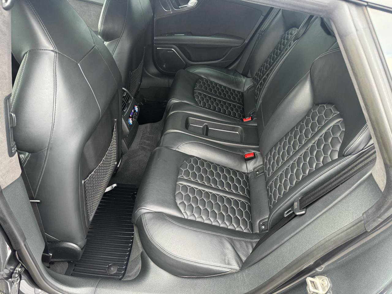 Used 2018 Audi RS 7 Performance AWD/4WD image 13