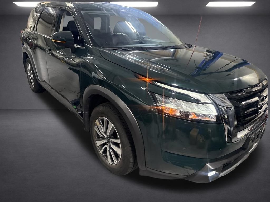 Used 2022 Nissan Pathfinder SL FWD image 7