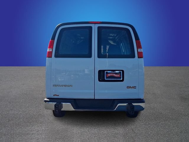 Used 2025 GMC Savana 2500 w/ Driver Convenience Package RWD image 5
