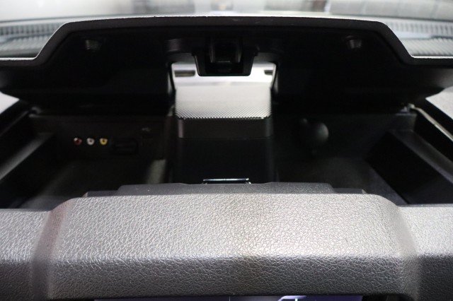 Used 2015 Ford F250 Lariat w/ Lariat Interior Package AWD/4WD image 48