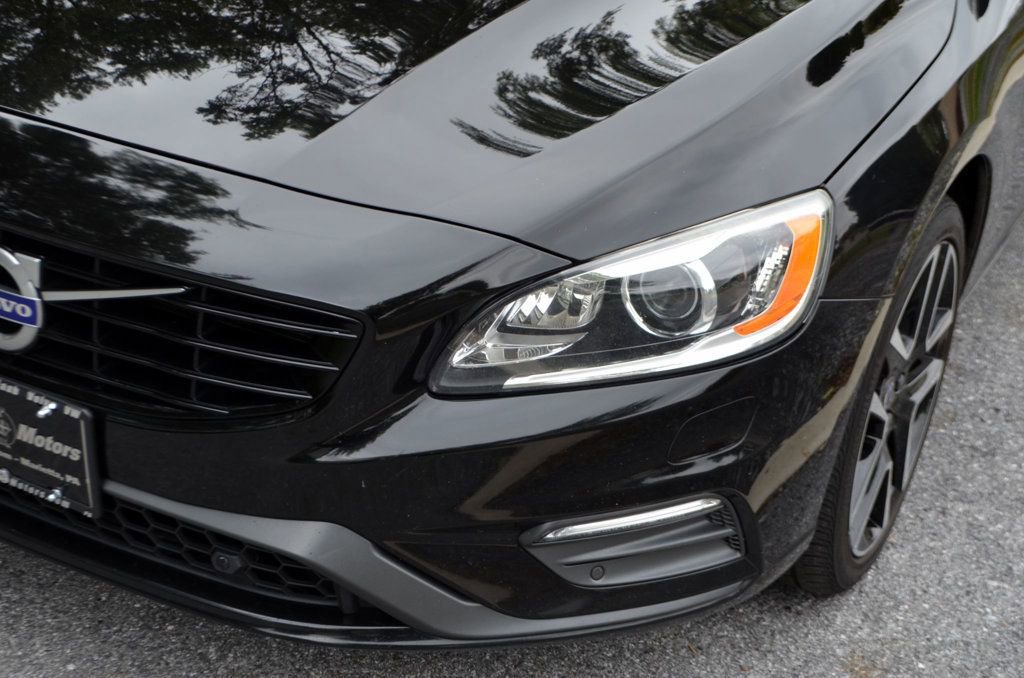 Used 2017 Volvo V60 T5 Dynamic image 6