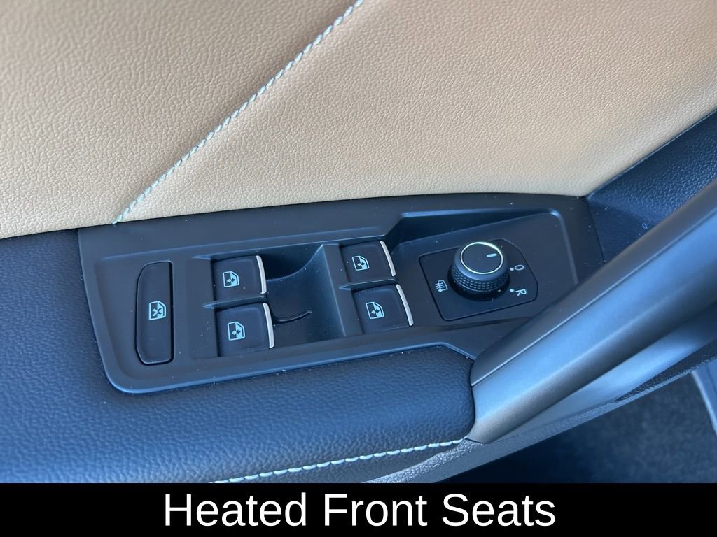 Used 2024 Volkswagen Tiguan SE image 19