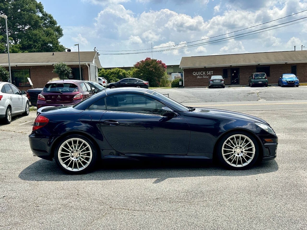 Used 2011 Mercedes-Benz SLK 350 w/ Multimedia Pkg image 16