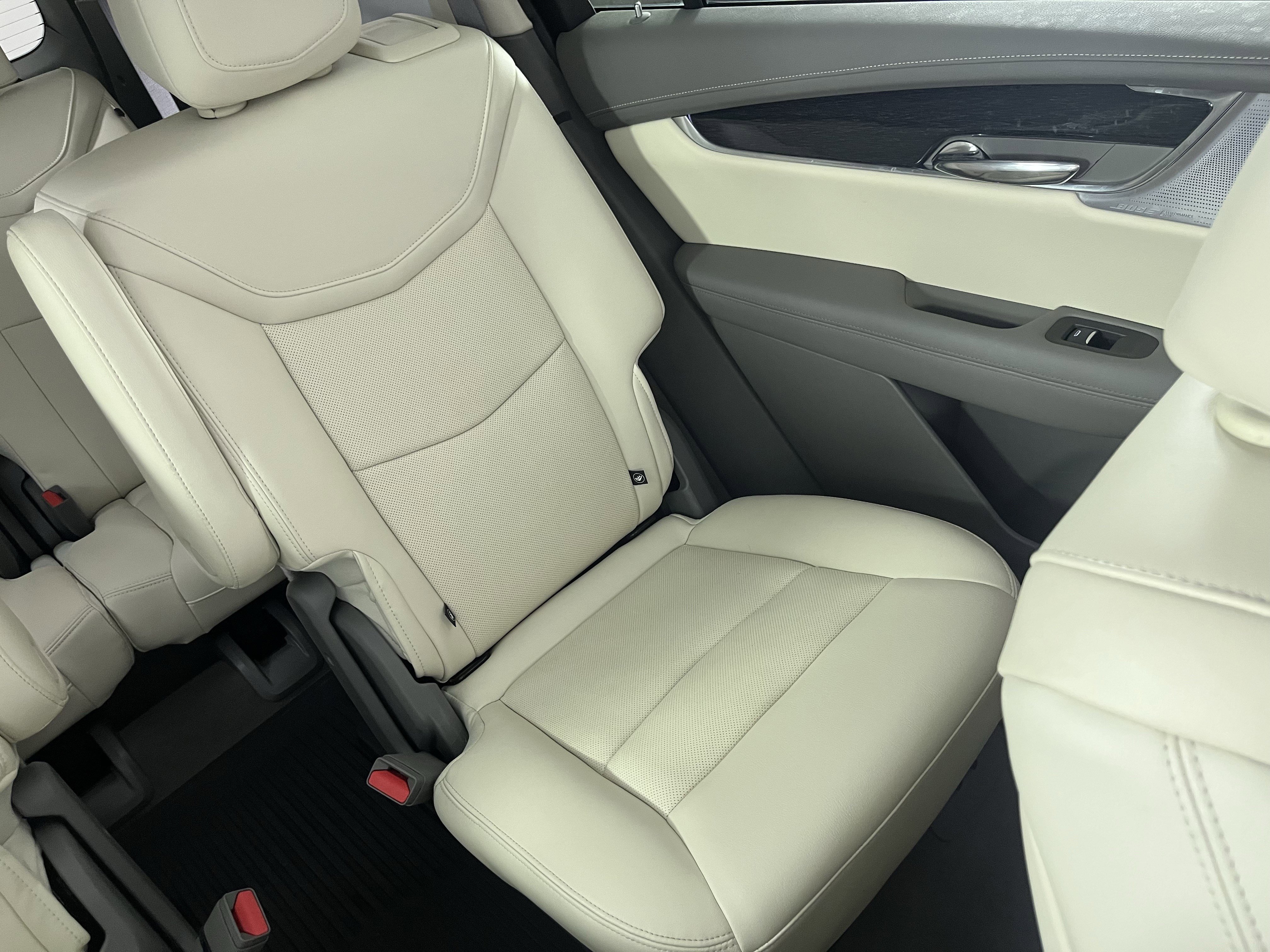 Used 2023 Cadillac XT6 Premium Luxury w/ Technology Package image 25