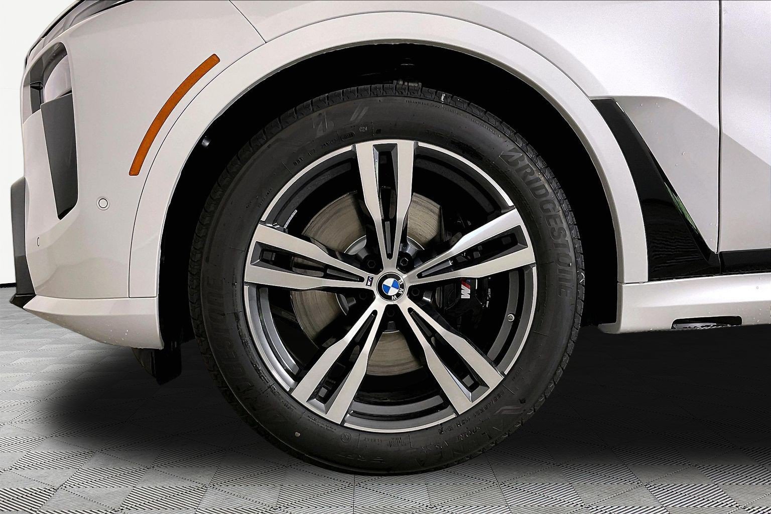 New 2027 BMW X7 M60i AWD/4WD image 20