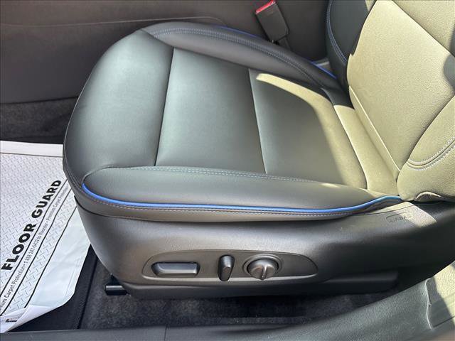 Certified 2024 Buick Envista Sport Touring w/ Convenience I Package image 20