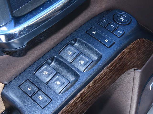 Used 2018 GMC Sierra 3500 Denali w/ Duramax Plus Package image 18