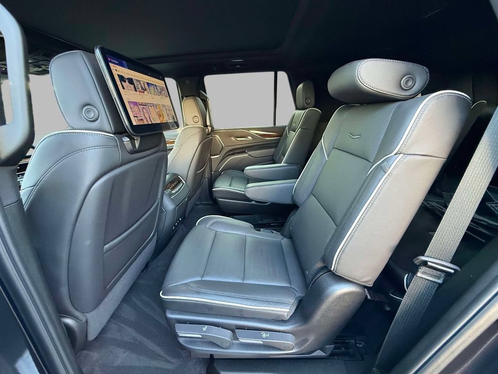 Certified 2024 Cadillac Escalade Premium Luxury AWD/4WD image 20