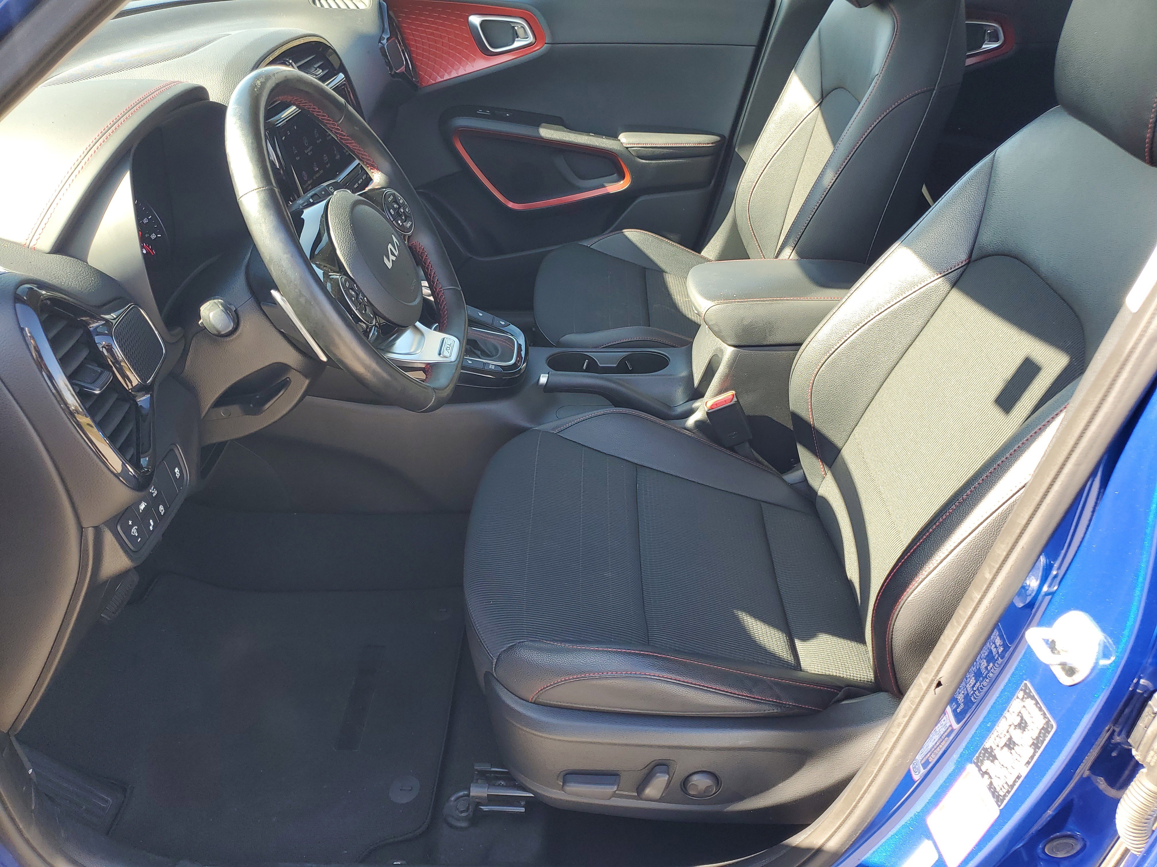 Used 2022 Kia Soul Turbo image 10