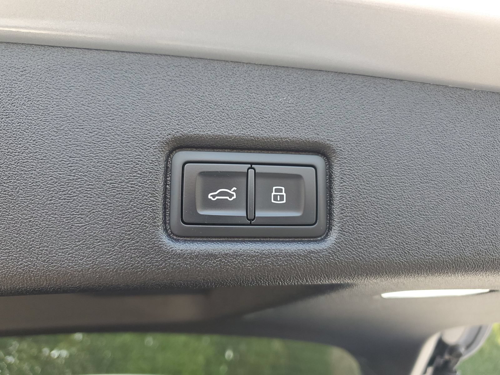 Used 2025 Audi Q5 Premium w/ Premium Plus AWD/4WD image 9