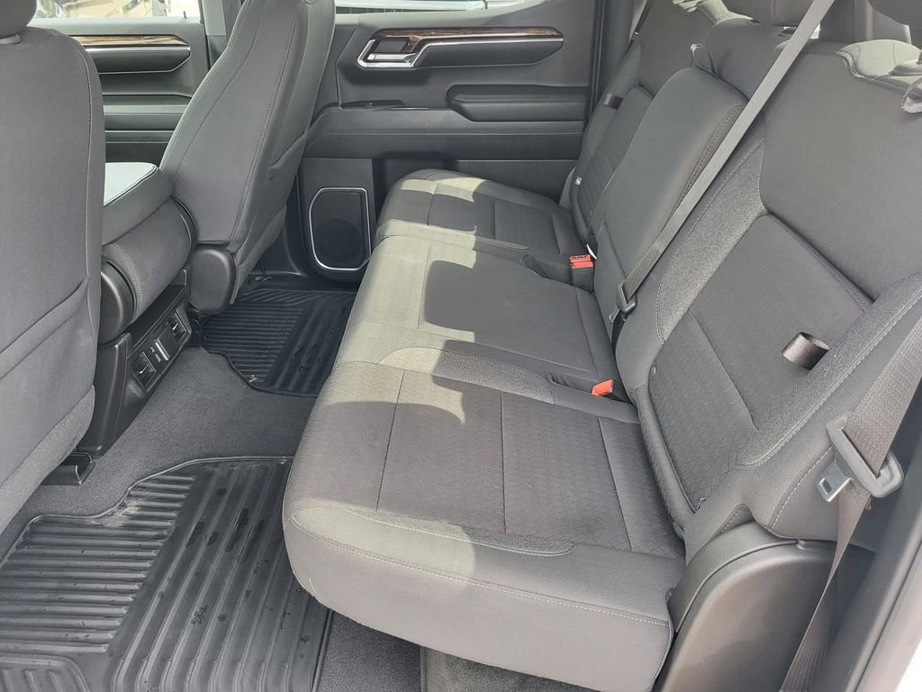 Used 2024 GMC Sierra 1500 Elevation image 15