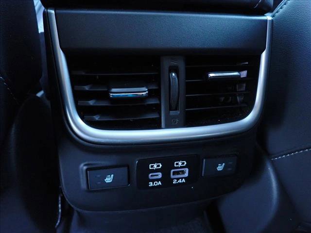 Used 2024 Subaru Outback Limited image 11