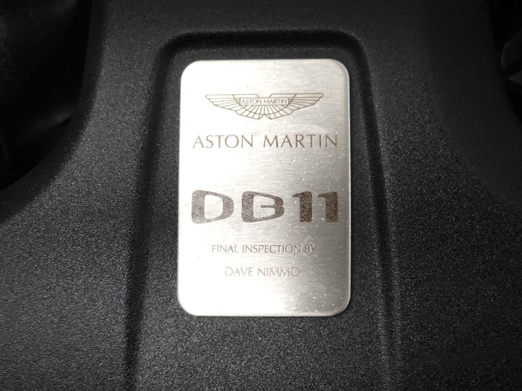 Used 2019 Aston Martin DB11 Coupe RWD image 32