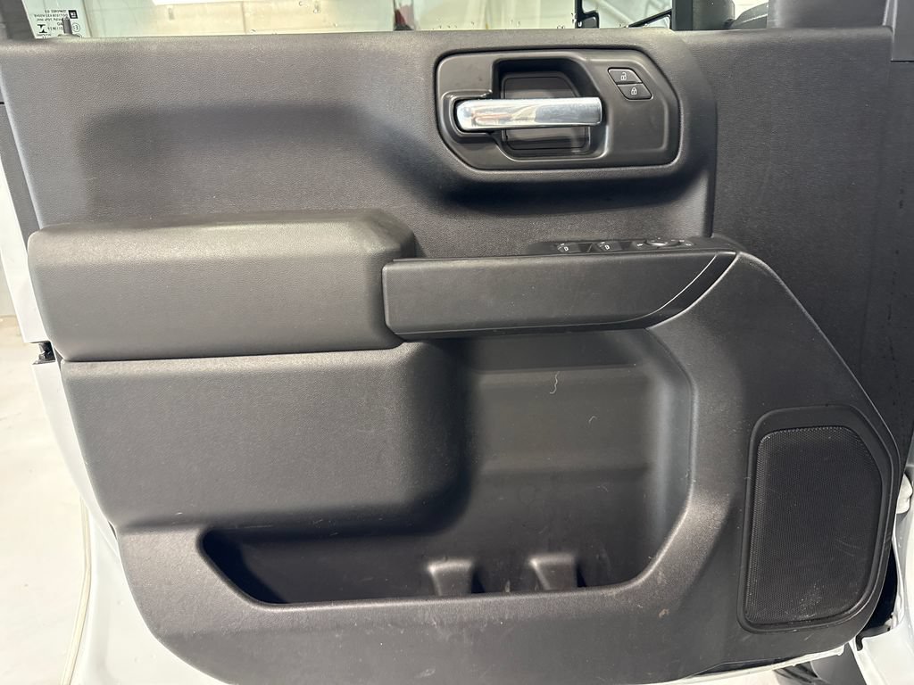 Used 2022 Chevrolet Silverado 3500 W/T AWD/4WD image 28