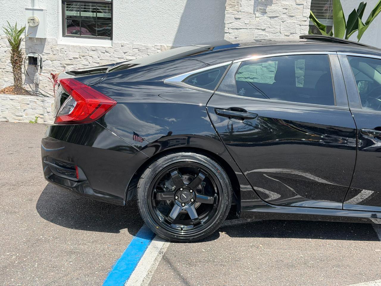 Used 2016 Honda Civic EX image 17