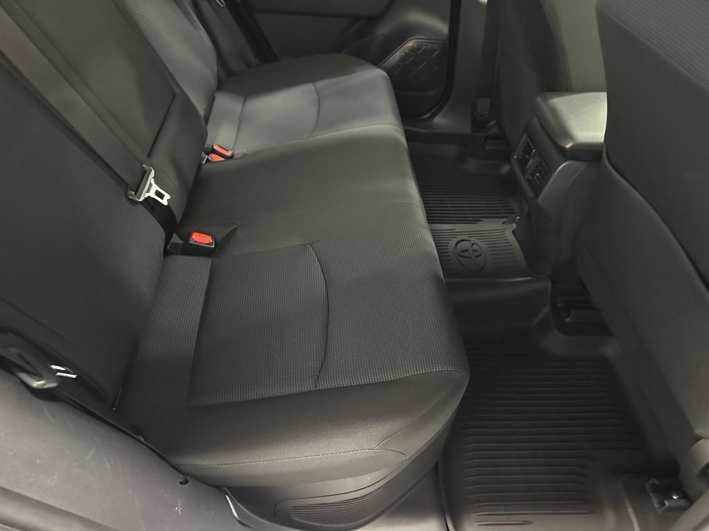 Used 2025 Toyota RAV4 LE AWD/4WD image 52