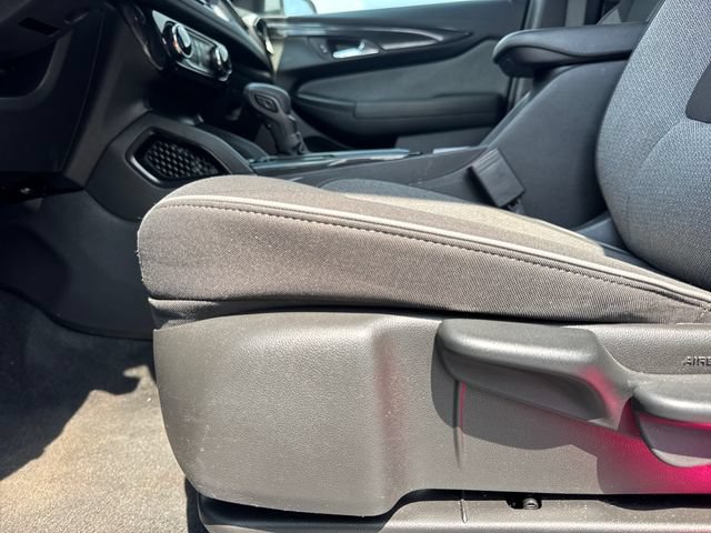 Used 2025 Chevrolet TrailBlazer LT AWD/4WD image 14