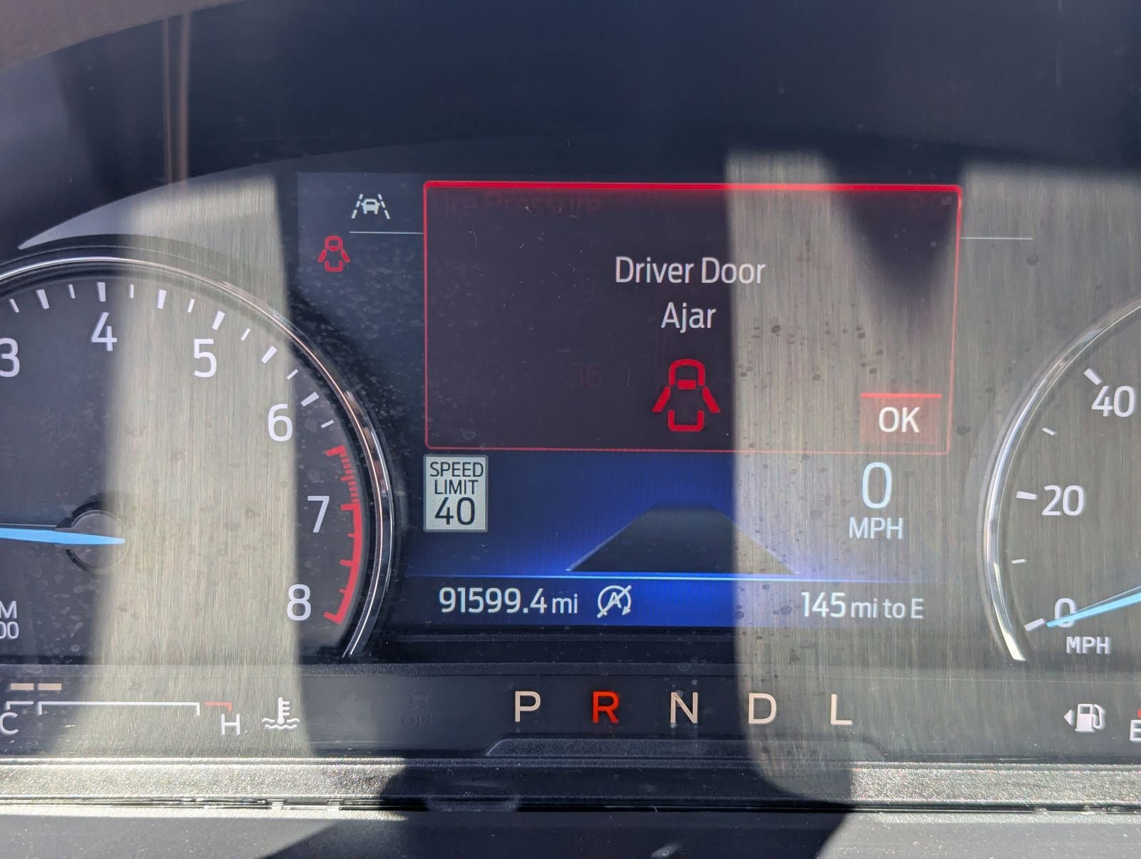 Used 2021 Ford Explorer Limited w/ Equipment Group 301A AWD/4WD image 30