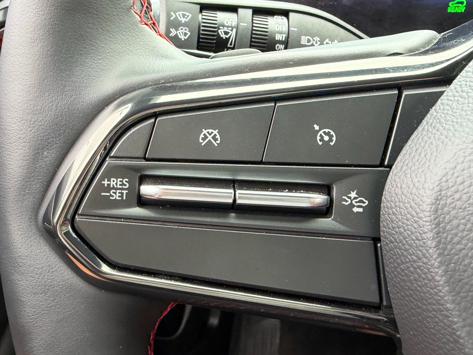 Used 2024 Chevrolet Equinox EV RS FWD image 27