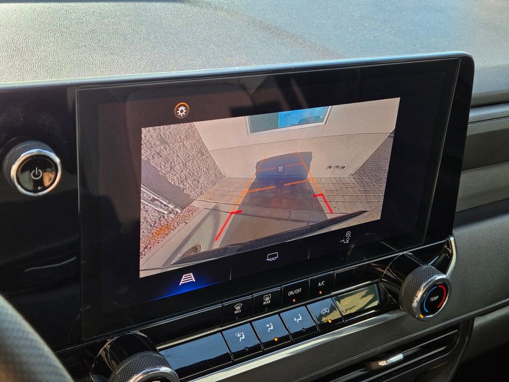 Used 2024 Chevrolet Colorado Trail Boss w/ Advanced Trailering Package image 24