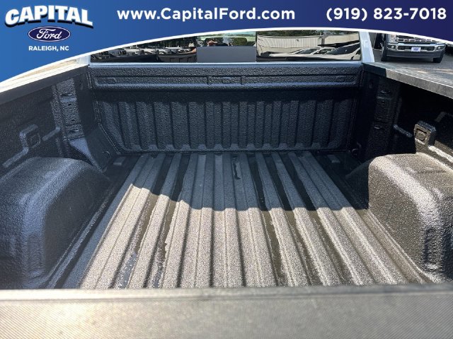 Used 2025 Chevrolet Silverado 1500 LT Trail Boss w/ Convenience Package II AWD/4WD image 16