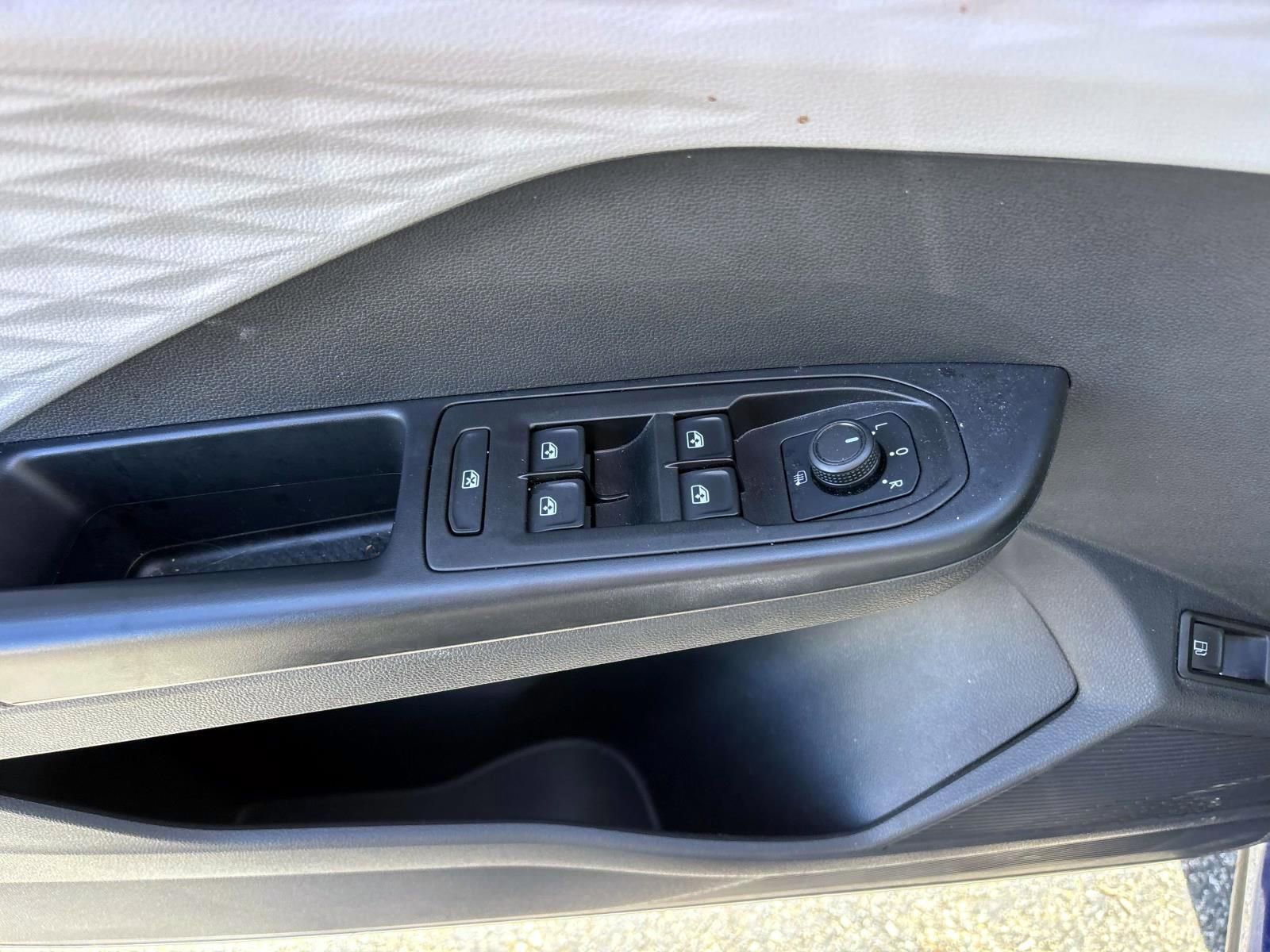 Used 2023 Volkswagen Taos S w/ Driver Assistance Package image 13