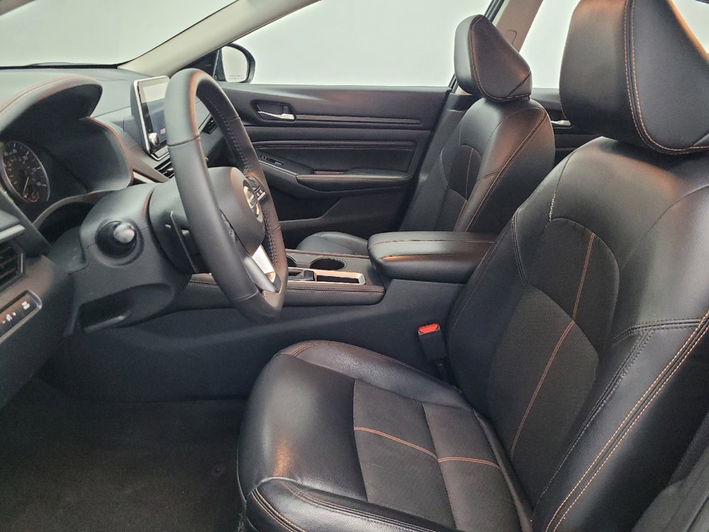 Used 2022 Nissan Altima 2.5 SR image 17
