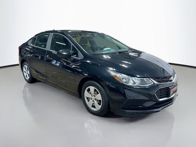 Used 2018 Chevrolet Cruze LS image 5
