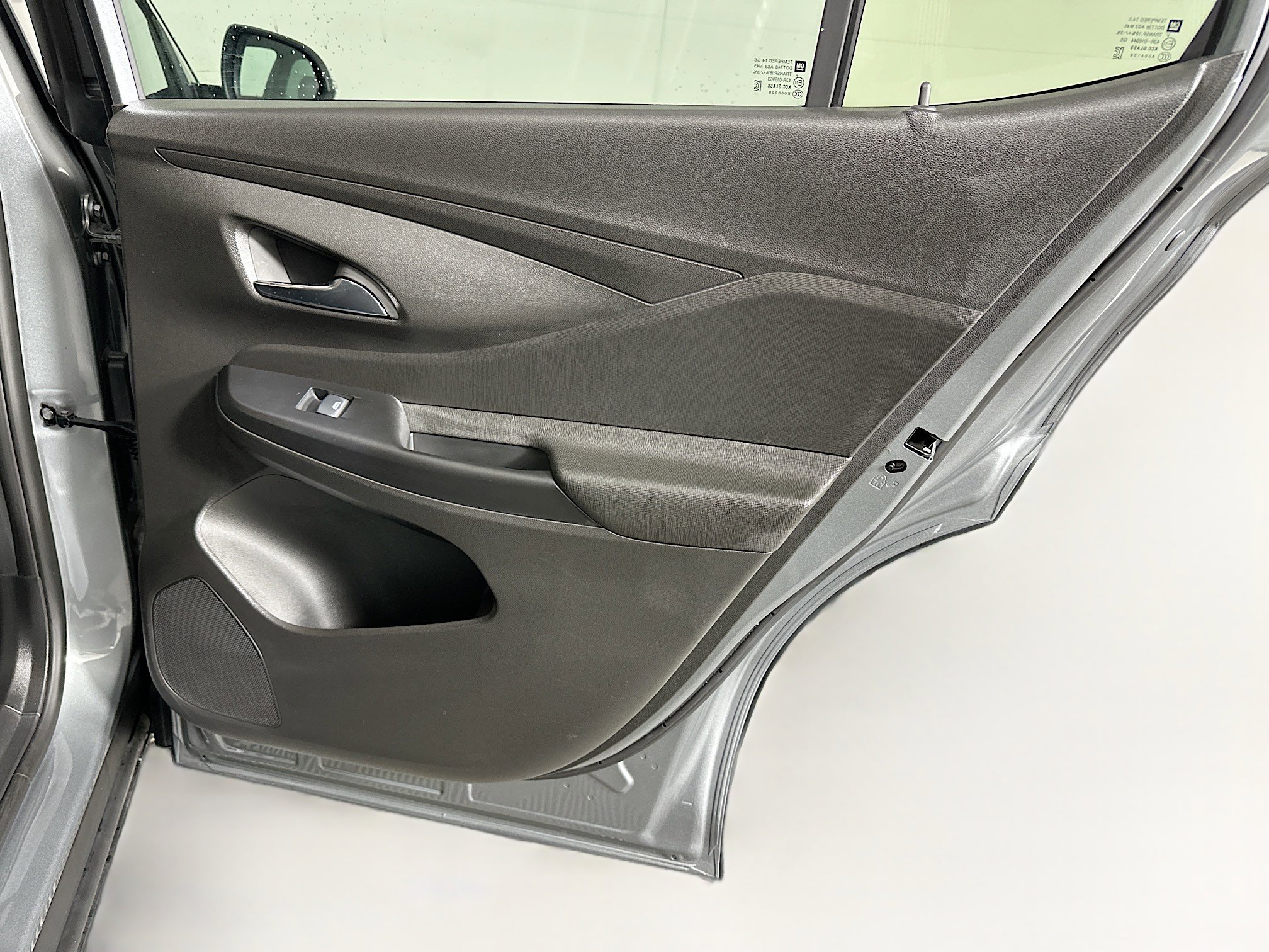 Used 2025 Buick Envista Preferred image 28