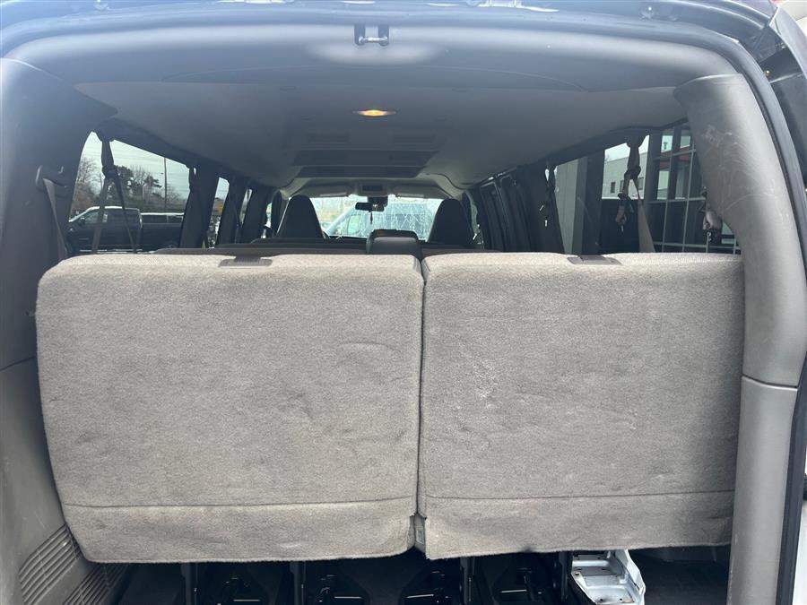 Used 2020 Chevrolet Express 3500 LT w/ LT Preferred Equipment Group image 9