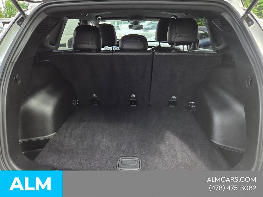 Used 2025 Jeep Compass Limited AWD/4WD image 12