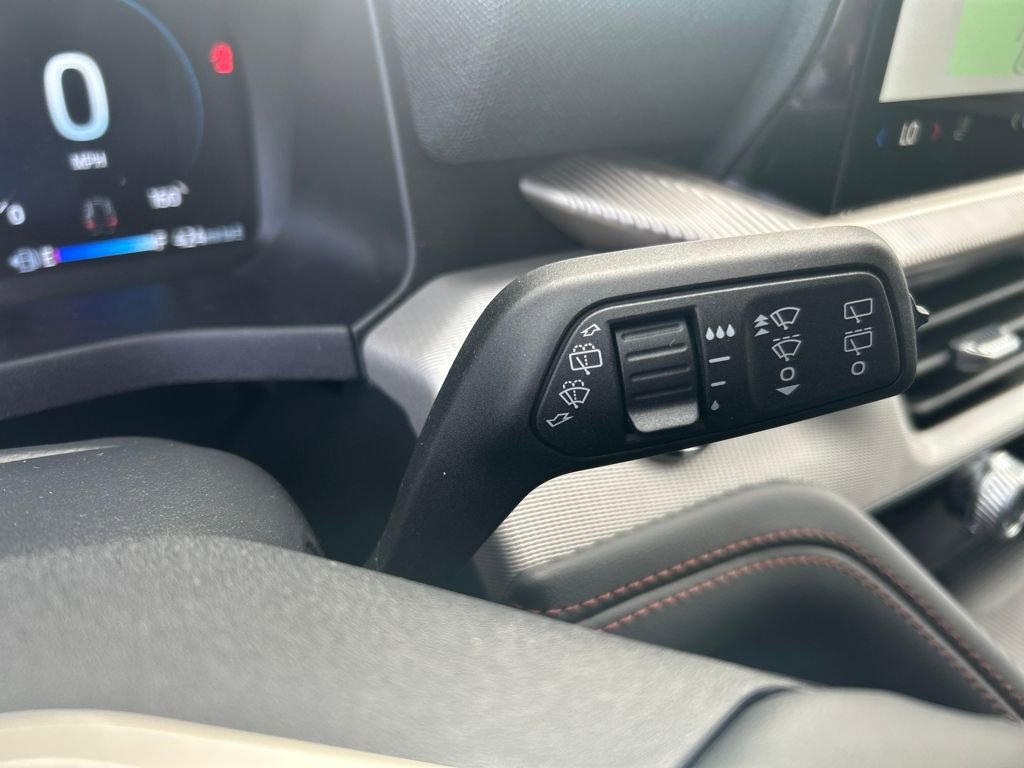 New 2025 Ford Explorer Active w/ Active Comfort Package image 14