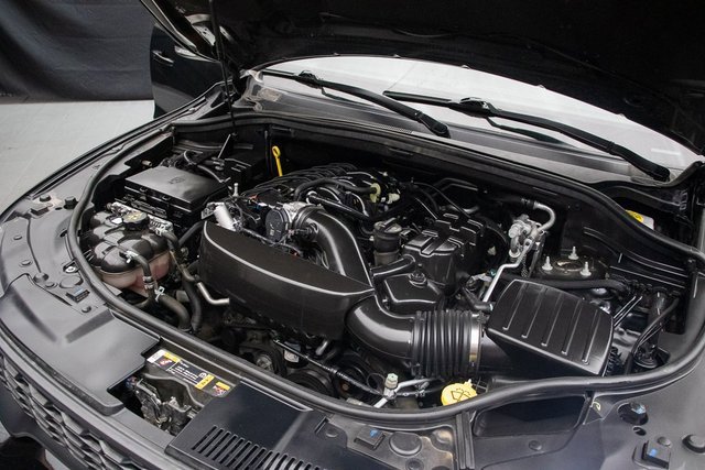 Used 2023 Dodge Durango GT image 32