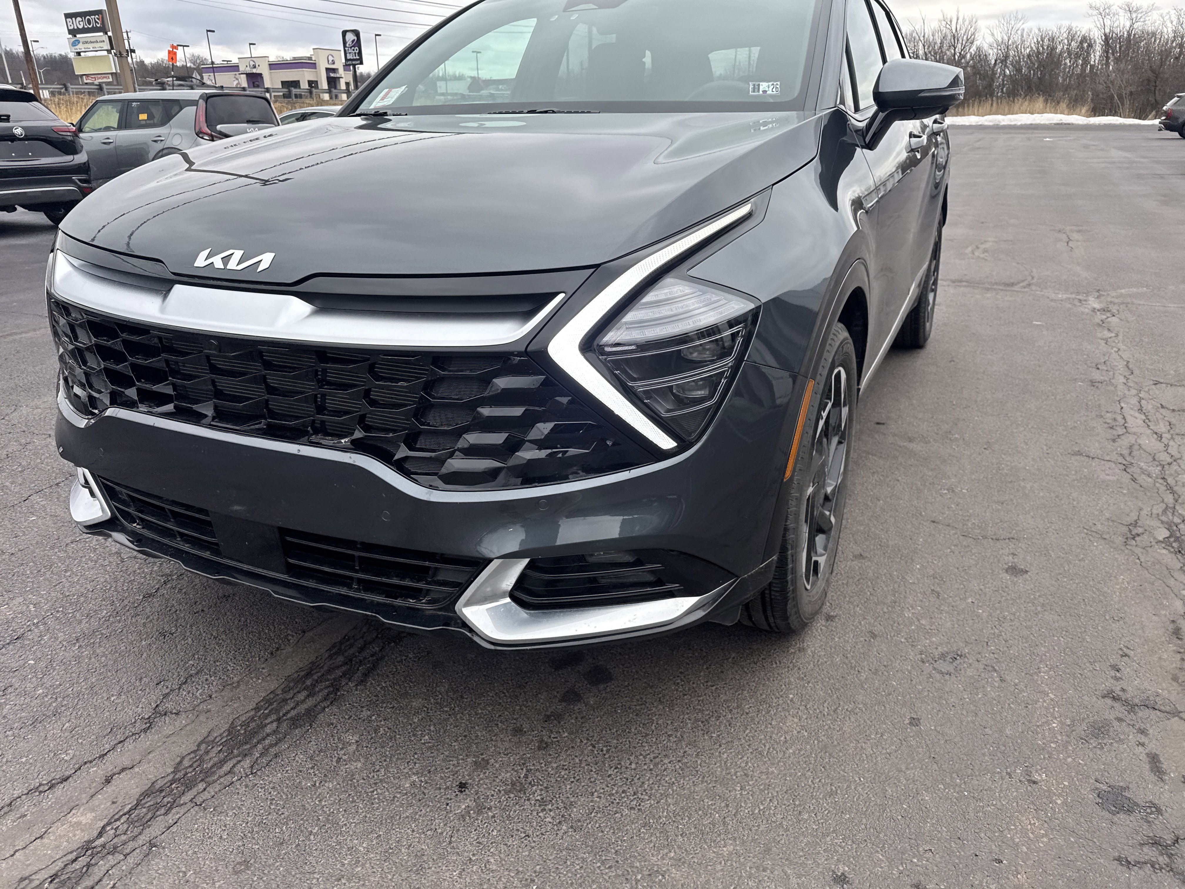 Used 2025 Kia Sportage SX image 10