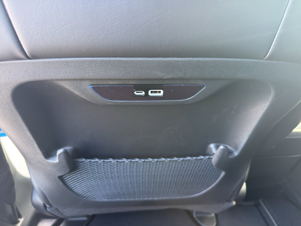 New 2026 Chrysler Pacifica Select AWD/4WD image 31