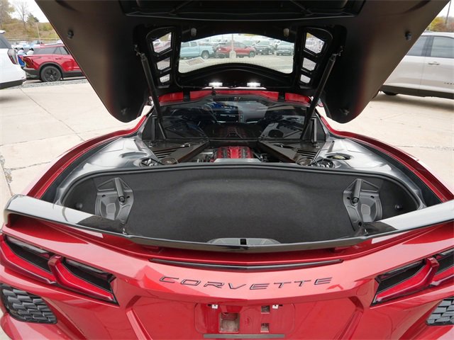 Used 2021 Chevrolet Corvette Stingray Premium Cpe w/ Z51 Performance Package image 9