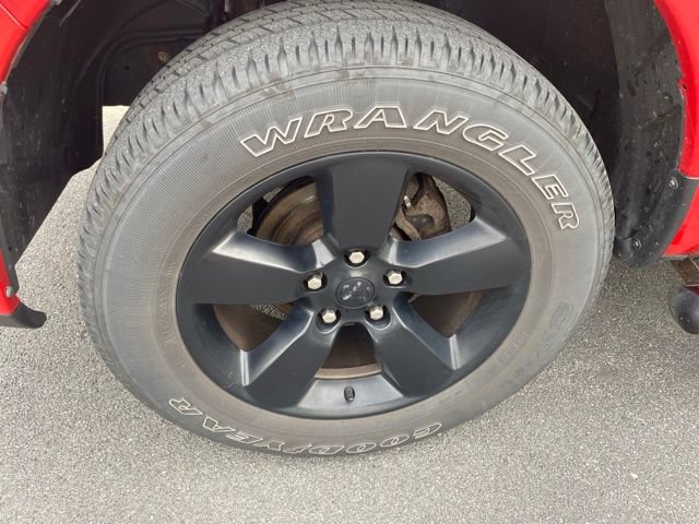 Used 2021 RAM 1500 Express w/ Wheel & Sound Group RWD image 24