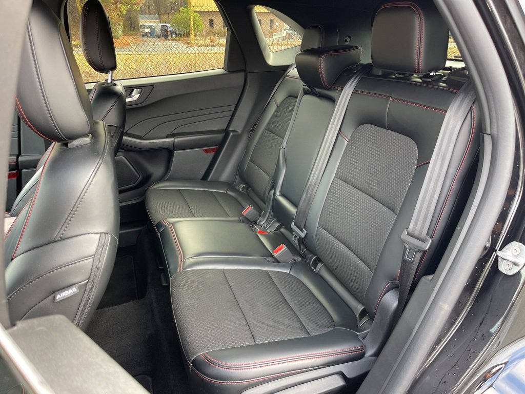 Used 2025 Ford Escape ST-Line image 23